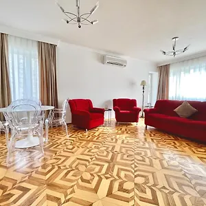 Flame Towers View Апартаменты